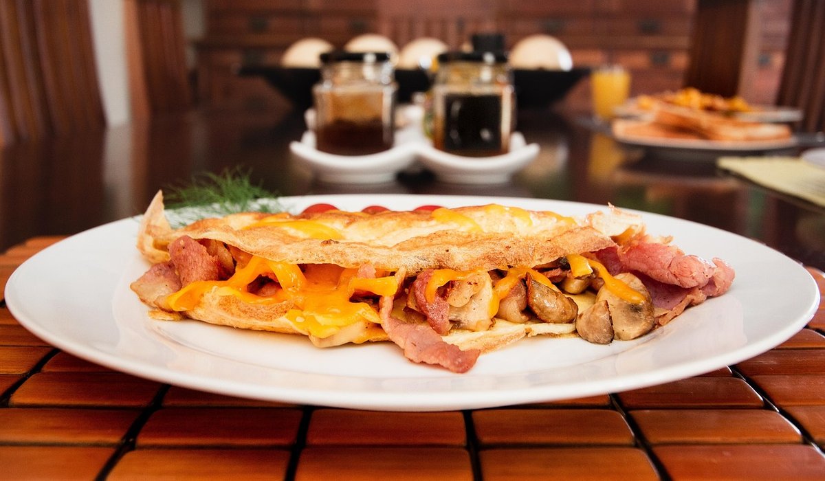 Understanding Room Rates and What They Include